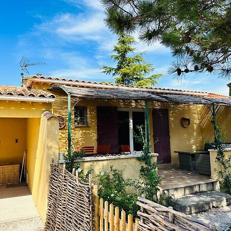 La Pitchoune : Gite Aux Pieds Des Alpilles مورييه المظهر الخارجي الصورة